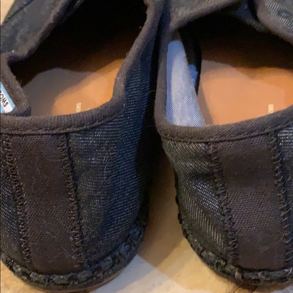Toms - Picture 4 of 5
